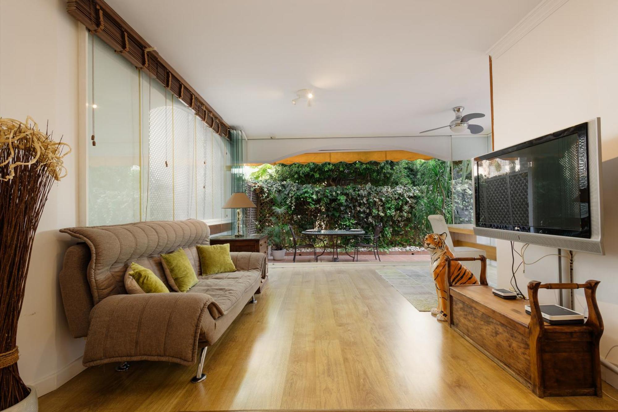 Ground Floor Holiday Apartment With Terrace And Pool In Puerto Banus, Марбелья Екстер'єр фото
